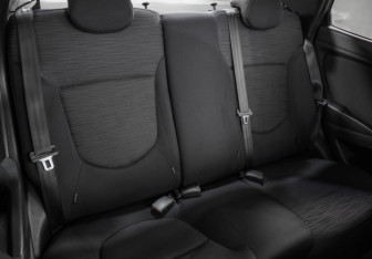 Подержанный автомобиль Hyundai Solaris Sedan 2015 года (22 фото)