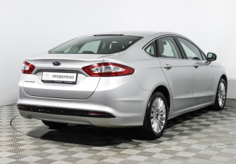 Подержанный автомобиль Ford Mondeo Sedan 2015 года (5 фото)