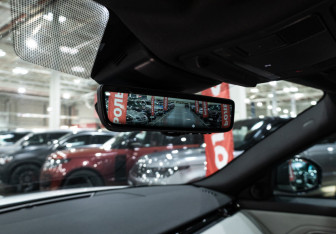 Подержанный автомобиль Land Rover Range Rover Evoque 2019 года (24 фото)