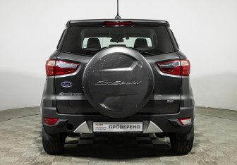 Подержанный автомобиль Ford EcoSport 2017 года (6 фото)
