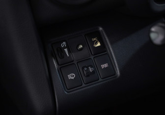 Подержанный автомобиль Toyota RAV4 2011 года (18 фото)