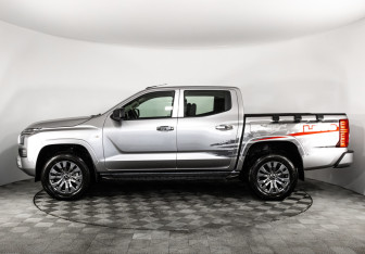 Новый Mitsubishi L200 2024 (10 фото)