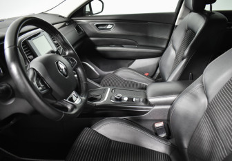 Подержанный автомобиль Renault Talisman Wagon 2016 года (10 фото)