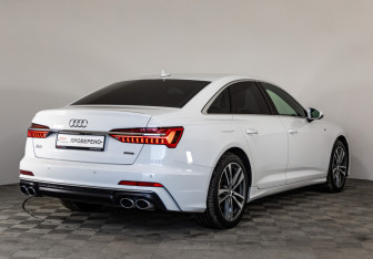 Подержанный автомобиль Audi A6 Sedan 2019 года (5 фото)