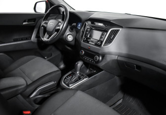 Подержанный автомобиль Hyundai Creta 2017 года (13 фото)
