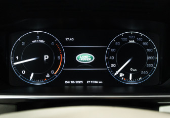 Подержанный автомобиль Land Rover Range Rover 2014 года (12 фото)