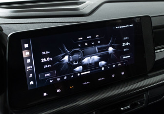 Подержанный автомобиль Haval H3 2024 года (16 фото)