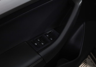 Подержанный автомобиль Skoda Rapid Liftback 2019 года (13 фото)