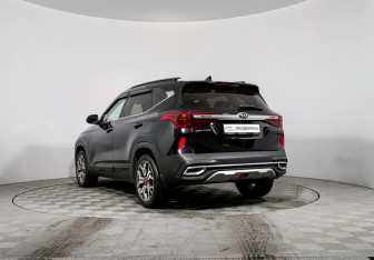 Подержанный автомобиль Kia Seltos 2020 года (7 фото)
