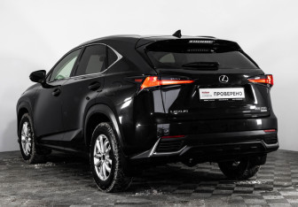 Подержанный автомобиль Lexus NX 2020 года (9 фото)