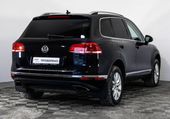 Подержанный автомобиль Volkswagen Touareg 2017 года (5 фото)