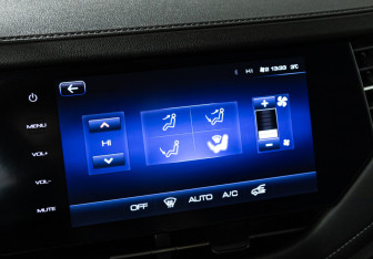 Подержанный автомобиль Haval F7 2021 года (16 фото)