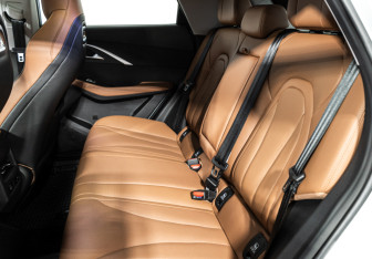 Подержанный автомобиль Omoda C5 2024 года (10 фото)