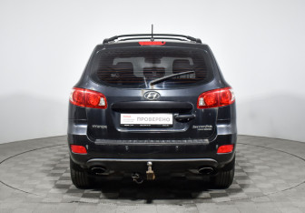 Подержанный автомобиль Hyundai Santa Fe 2008 года (6 фото)
