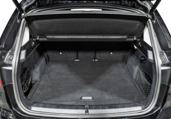 Подержанный автомобиль BMW X1 2017 года (15 фото)