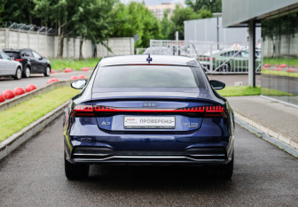 Подержанный автомобиль Audi A7 2019 года (7 фото)