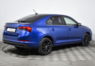 Подержанный автомобиль Skoda Rapid Liftback 2020 года (5 фото)
