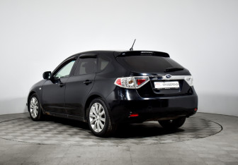 Подержанный автомобиль Subaru Impreza Hatchback 2008 года (7 фото)