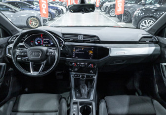 Подержанный автомобиль Audi Q3 Sportback 2020 года (23 фото)