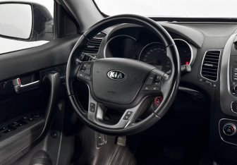 Подержанный автомобиль Kia Sorento 2019 года (16 фото)