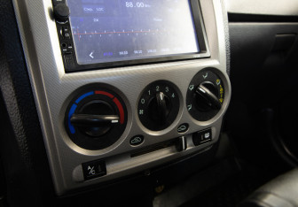 Подержанный автомобиль Hyundai Getz 2003 года (15 фото)