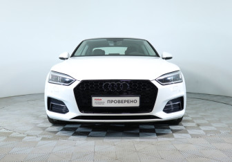 Подержанный автомобиль Audi A5 Coupe 2017 года (2 фото)