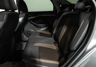 Подержанный автомобиль LADA (ВАЗ) Vesta Sedan 2016 года (10 фото)