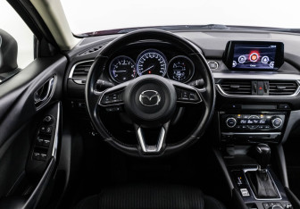 Подержанный автомобиль Mazda 6 Sedan 2018 года (11 фото)
