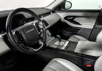 Подержанный автомобиль Land Rover Range Rover Evoque 2019 года (9 фото)