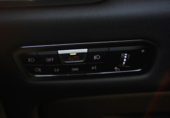 Подержанный автомобиль BMW X5 2020 года (26 фото)