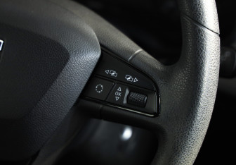 Подержанный автомобиль SEAT Leon Hatchback 2013 года (11 фото)