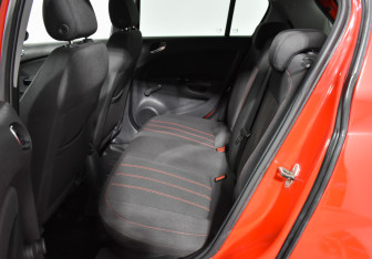 Подержанный автомобиль Opel Corsa 2012 года (11 фото)