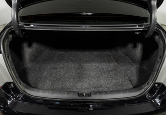 Подержанный автомобиль Honda Accord Sedan 2013 года (17 фото)
