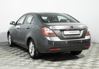 Подержанный автомобиль Geely Emgrand EC7 Sedan 2013 года (7 фото)