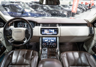 Подержанный автомобиль Land Rover Range Rover 2015 года (13 фото)
