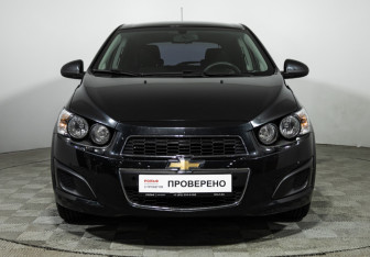 Подержанный автомобиль Chevrolet Aveo Hatchback 2014 года (2 фото)