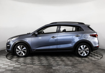 Подержанный автомобиль Kia Rio Hatchback 2018 года (8 фото)