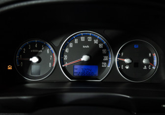 Подержанный автомобиль Hyundai Santa Fe 2007 года (12 фото)