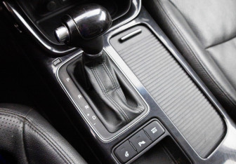 Подержанный автомобиль Kia Sorento 2017 года (18 фото)