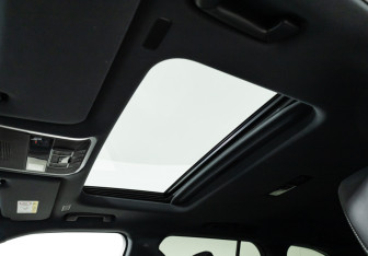 Подержанный автомобиль Toyota Land Cruiser Suv 2021 года (22 фото)