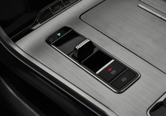 Подержанный автомобиль Exeed TXL 2022 года (12 фото)