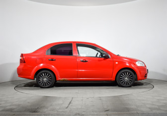 Подержанный автомобиль Chevrolet Aveo Sedan 2009 года (4 фото)