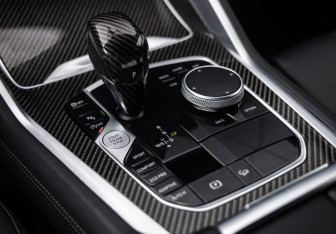 Подержанный автомобиль BMW X6 2021 года (25 фото)
