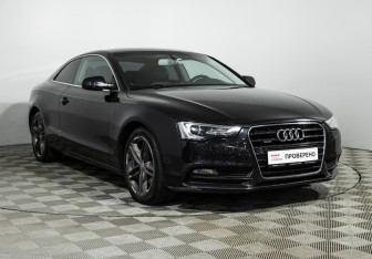 Подержанный автомобиль Audi A5 Coupe 2011 года (3 фото)