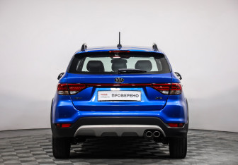 Подержанный автомобиль Kia Rio Hatchback 2019 года (6 фото)