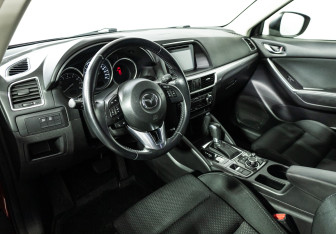 Подержанный автомобиль Mazda CX-5 2016 года (11 фото)