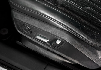 Подержанный автомобиль Audi A6 Sedan 2018 года (11 фото)