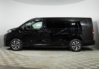 Подержанный автомобиль Citroen SpaceTourer 2017 года (8 фото)