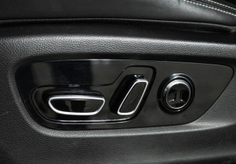 Подержанный автомобиль GAC GS8 2023 года (16 фото)