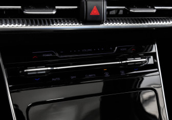 Подержанный автомобиль Kia K5 2022 года (19 фото)